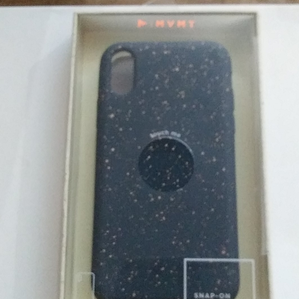 🎁$15.00 Item🎁 Apple Iphone snap on protective case. Fits xs & x